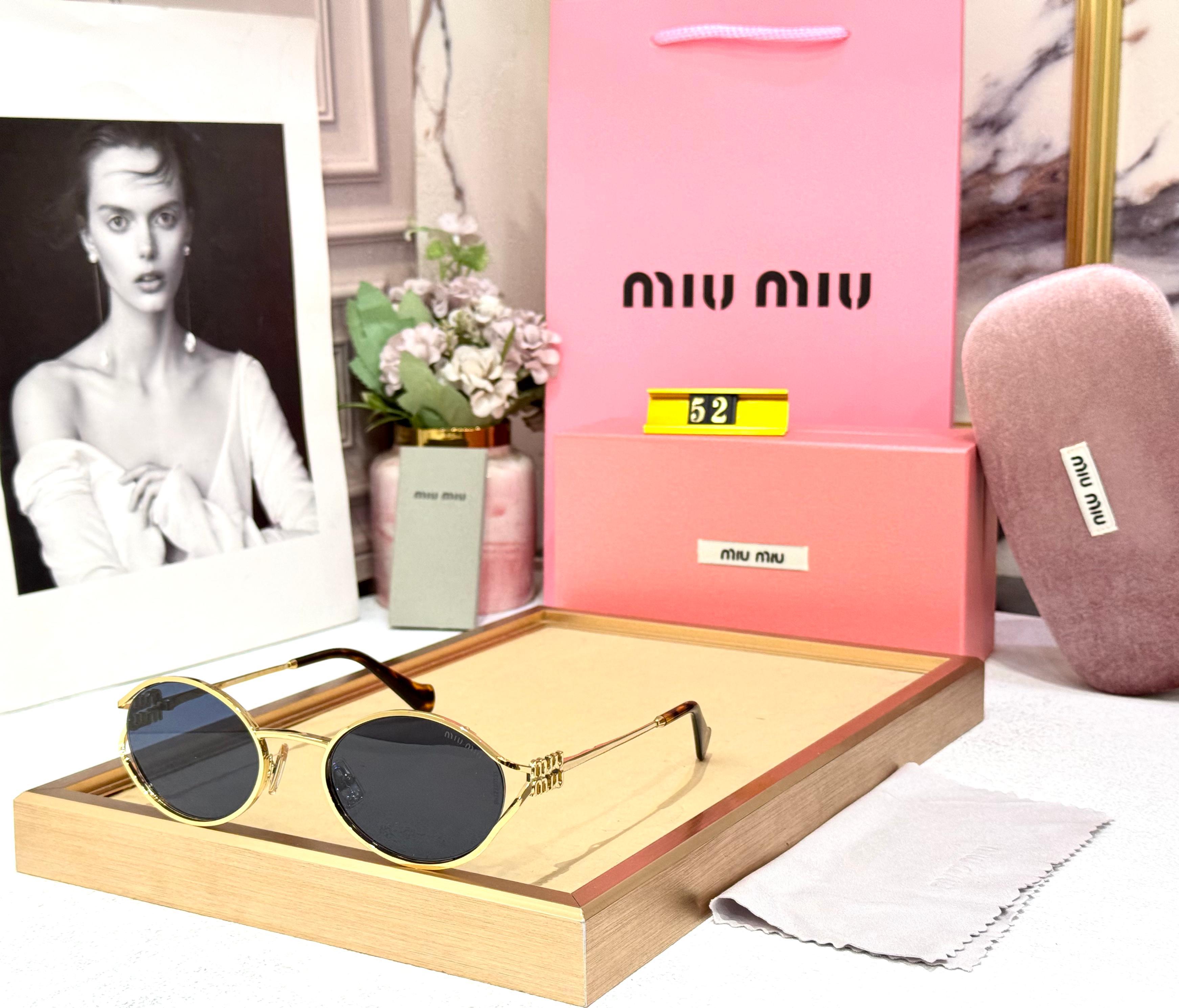 Luxury Oval Frame Sunglasses
