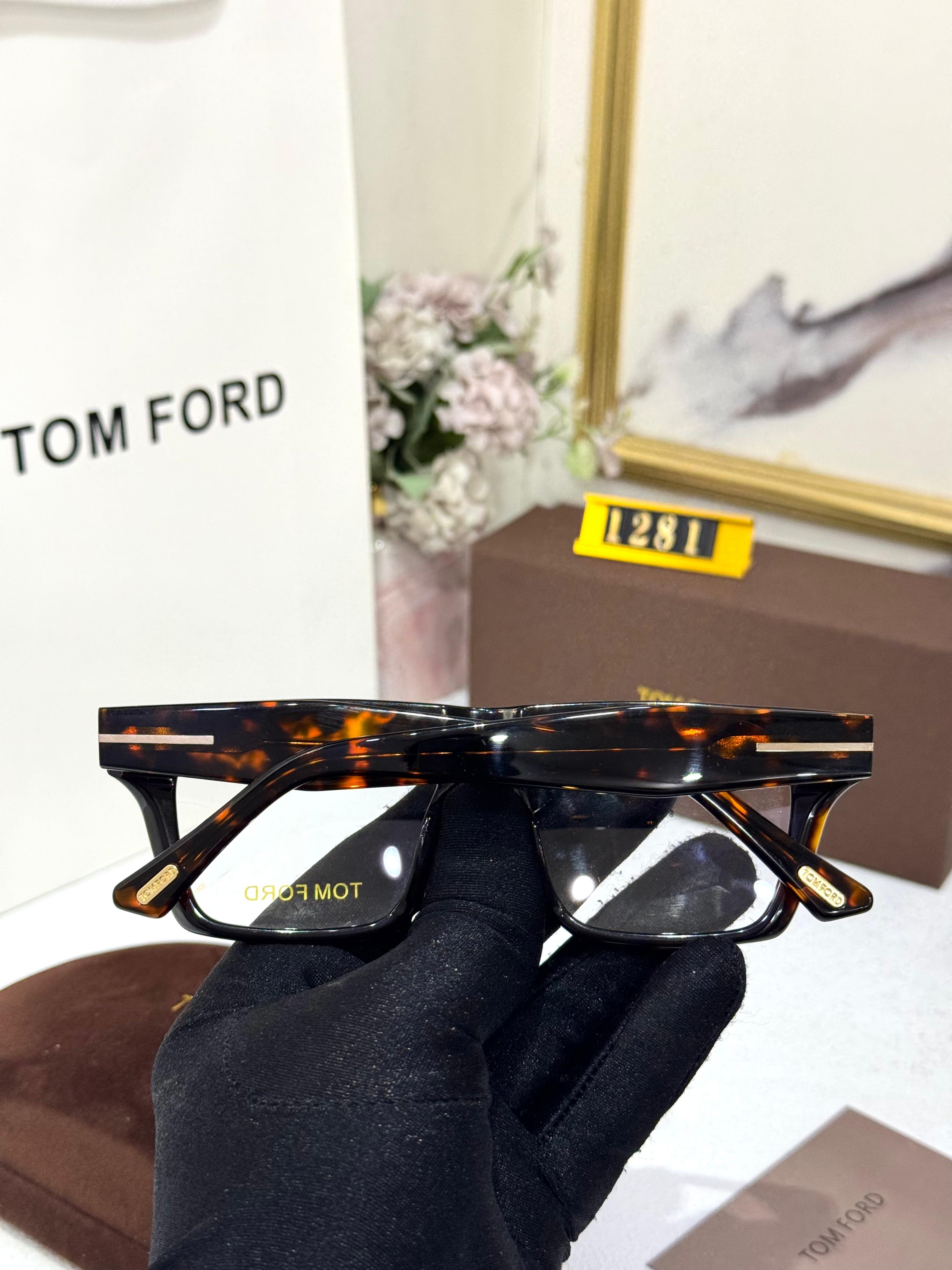 Premium Acetate Square Optical Frame – Model 1281