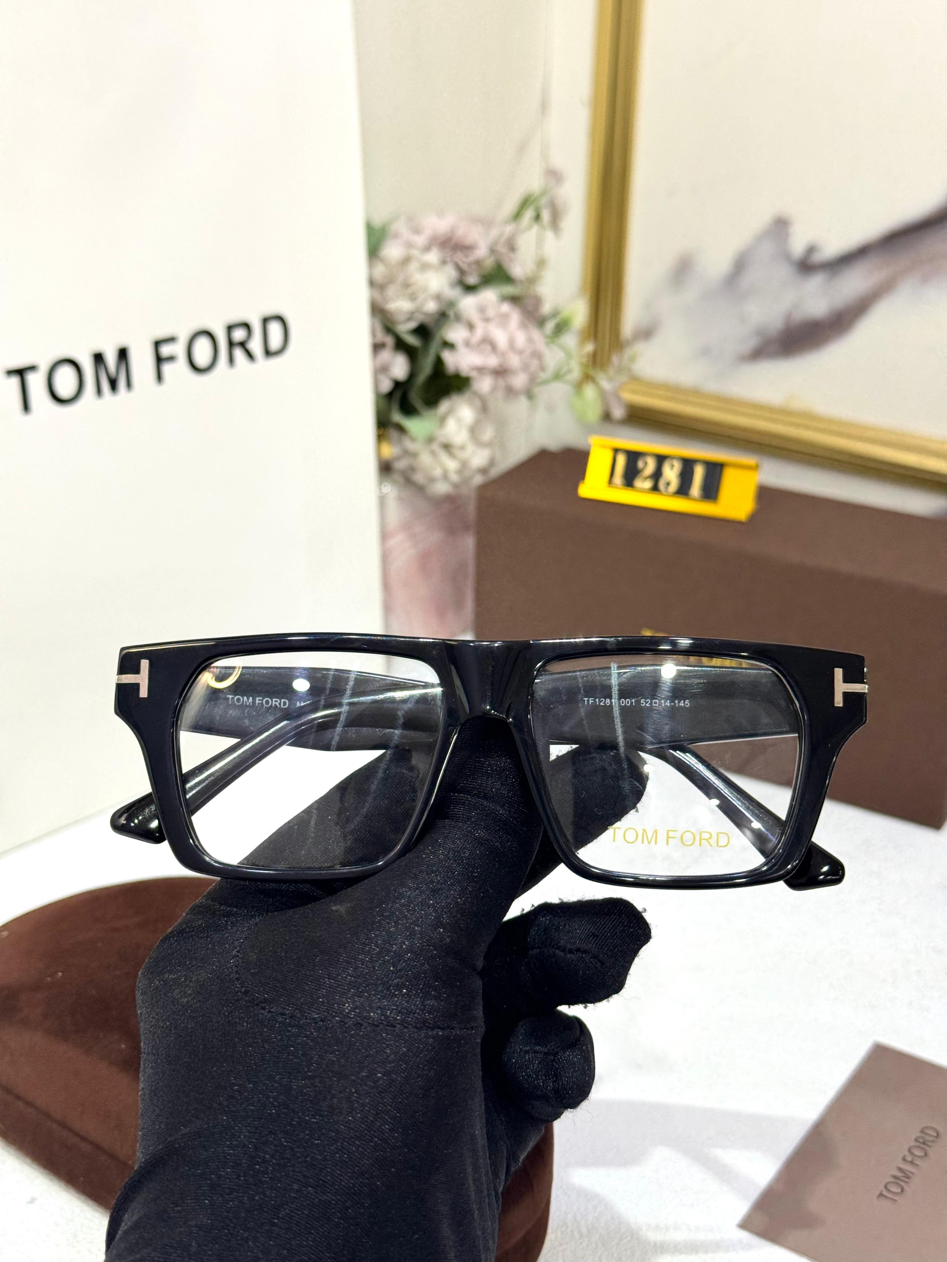 Premium Acetate Square Optical Frame – Model 1281