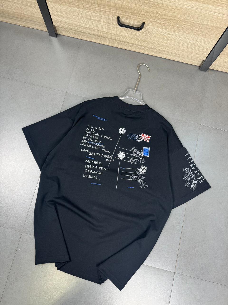 Abstract Script Graphic Crew Neck Tee