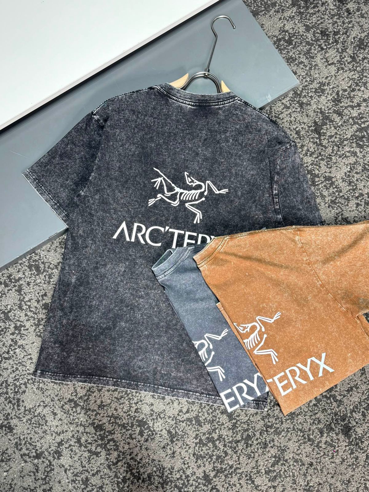 Premium Stone Wash Graphic Crew Neck T-Shirt